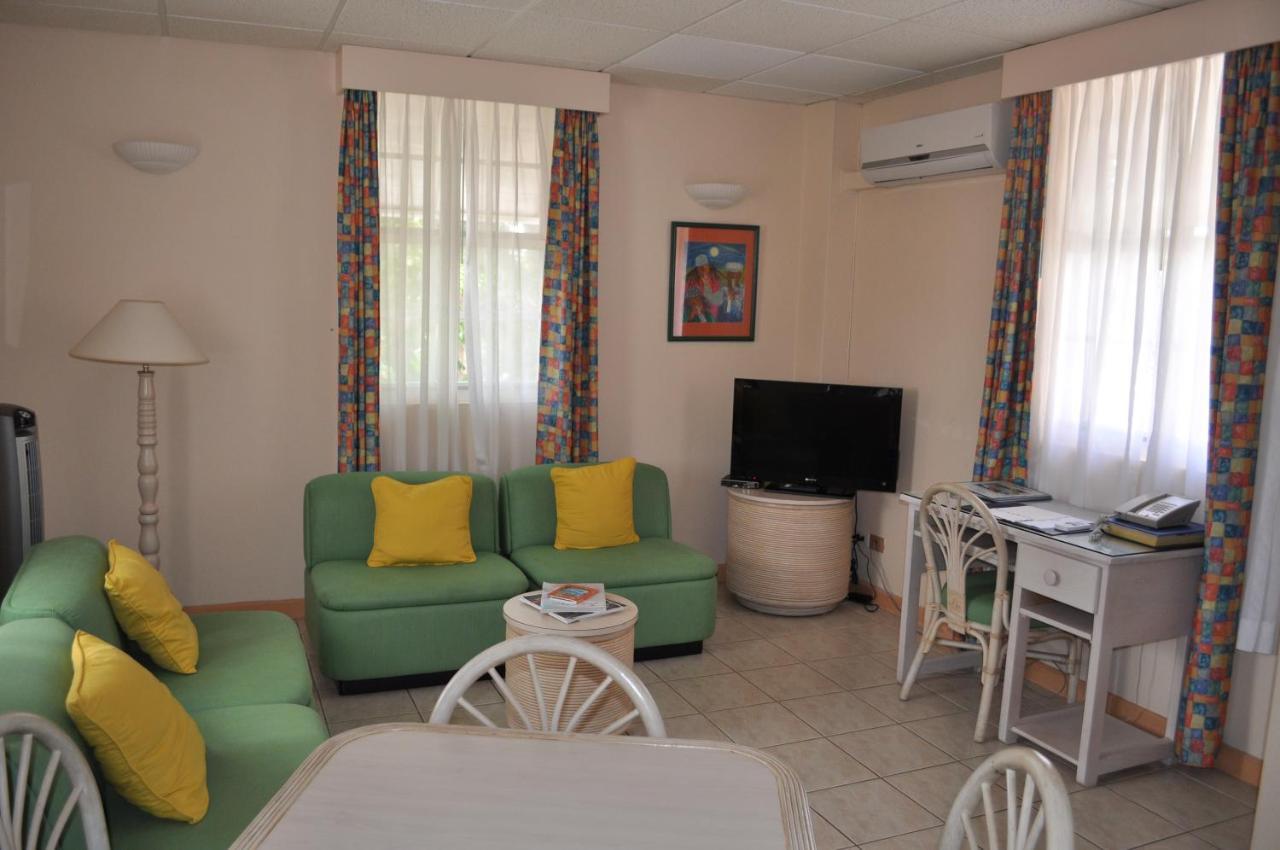 Hotel Pommarine Bridgetown Exterior foto
